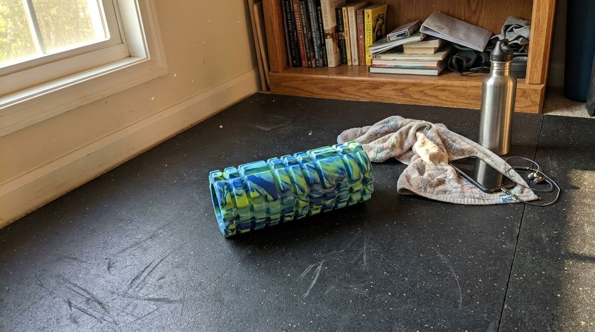 Full Body Foam Rolling Routine: 10 Minutes to Looser, Less Sore Muscles